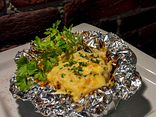 Рибка морська запечена з овочами