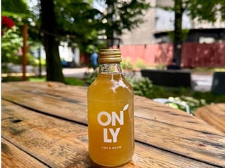 ON LY sok pomarańczowy NFC 0.2l