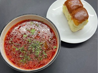 Пісний борщ з білими грибами