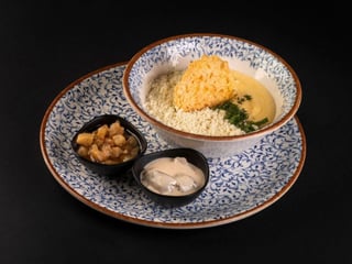 Банош зi шкварками,  бринзою та  бiлими грибами