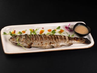 Рiчкова  Форель з горіховим соусом (мангал)