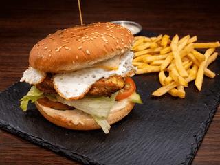 Чікен фемілі бургер