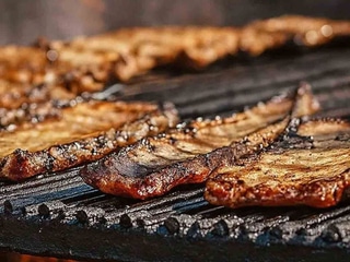 Ребра смажені на вогні