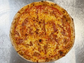 7. Pizza Pancetta