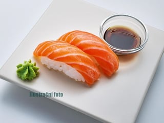 1. Sake nigiri