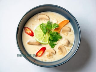 Pho s lososem