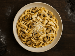 Tagliatelle Alfredo con Pollo