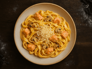 Tagliatelle Crema di Salmone