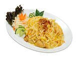 SMAŽENÉ RÝŽOVÉ NUDLE / FRIED RICE NOODLES (S hovězím)