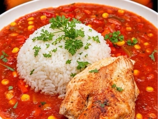 FIT – Krůtí na zelenině v rajčatové omáčce s jasmínovou rýží 160 g (7)