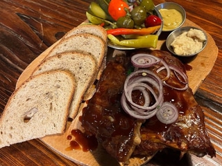 Pečené bravčové rebrá