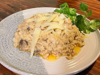 Hríbové krémové rizoto s panenky a parmezánom 