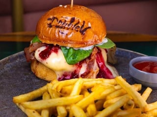 BURGER DOUBLE V