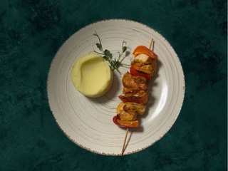 Курячий шашличок з пюре