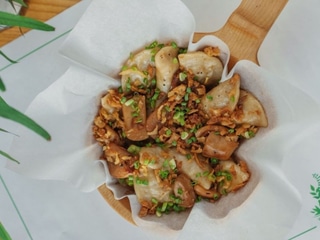 Пісні Вареники з картоплею, грибам та цибулею