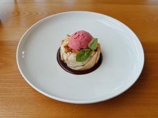 Десерт Пісний яблучний штрудель