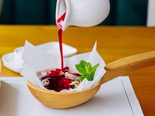 Пісні вареники з вишнями та кисилем