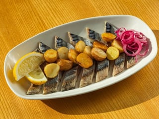 Дует скумбрії та оселедця