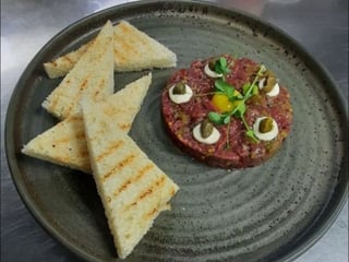 Тартар з телятиною