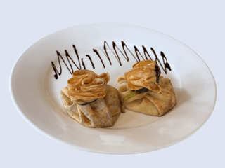 Жульєн курячий з сиром у млинцях