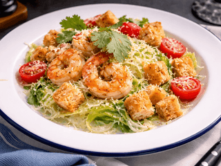 Цезар з тигровими креветками