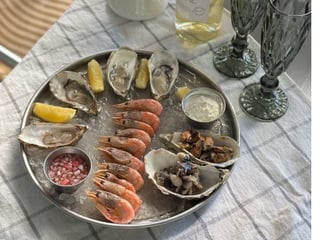 Сет "Морські смаколики" + 2 келихи Prosecco в подарунок