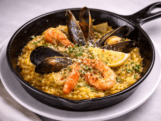 Паелья з морепродуктами