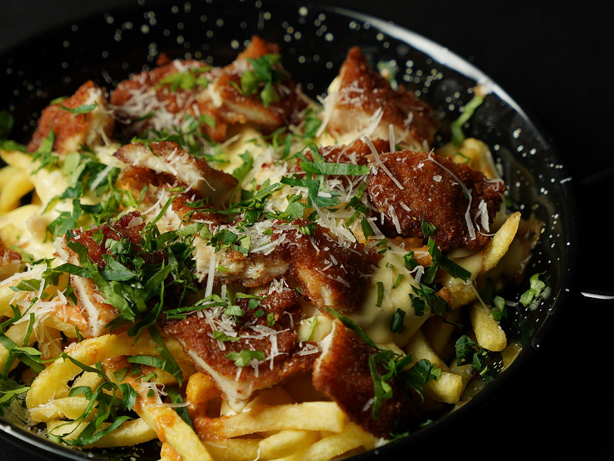 Fries+ з курячими нагетсами