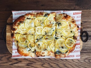 Копчена Скаморца з лимонами