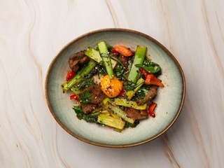 Телятина WOK з овочами по-азійськи