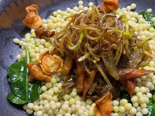 Качана каша з заячим м'ясом