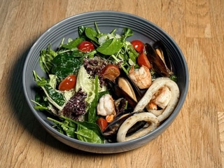 Салат з морепродуктами