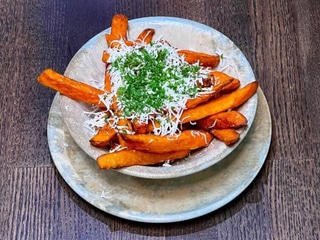 Батат фрі з сиром Бринза