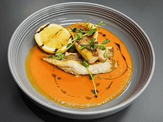 Окунь з томатним кремом