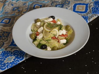 Řecký salát / Салат «Греческий» / Greek Salad