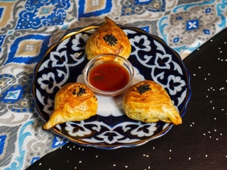 Samsa s masem / Самса с мясом / Samsa with Beef 