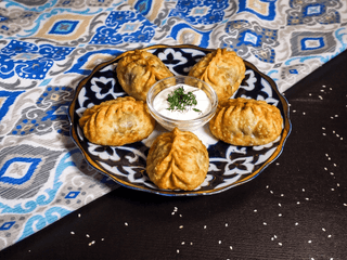 Manty s masem (smažené) / Манты с мясом (жареные) / Manty with Beef (fried)
