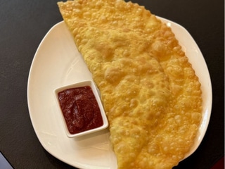 Чебурек з м'ясом