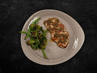 Корейка зі свинини гриль з овочами