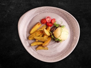 Beef Steak with Mashed Potato and Hollandaise Sauce