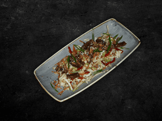 Азійський салат з яловичиною