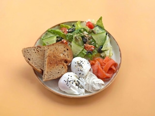 Сніданок з лососем