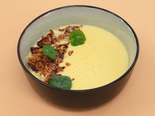 Сирний крем-суп з беконом 