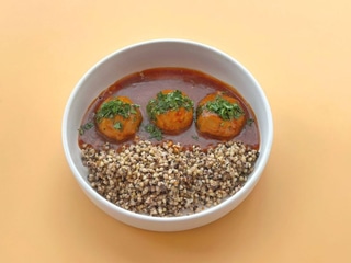 Мітболи з індички та зеленою гречкою