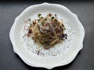 Паста з панчеттою та пармезаном