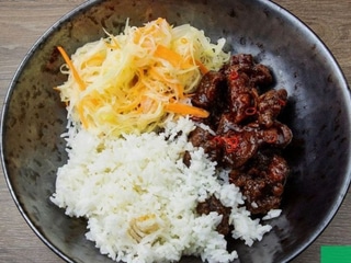 Kurczak po chińsku + ryż + surówka chińska + zupa