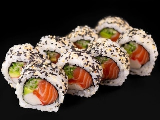 9. Uramaki California