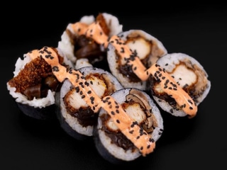4. Futomaki kurczak w panko