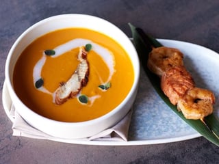 Гарбузовий «Том Ям» із морепродуктами