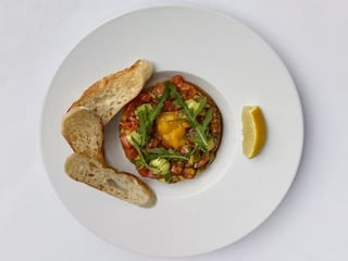 Salmon tartare